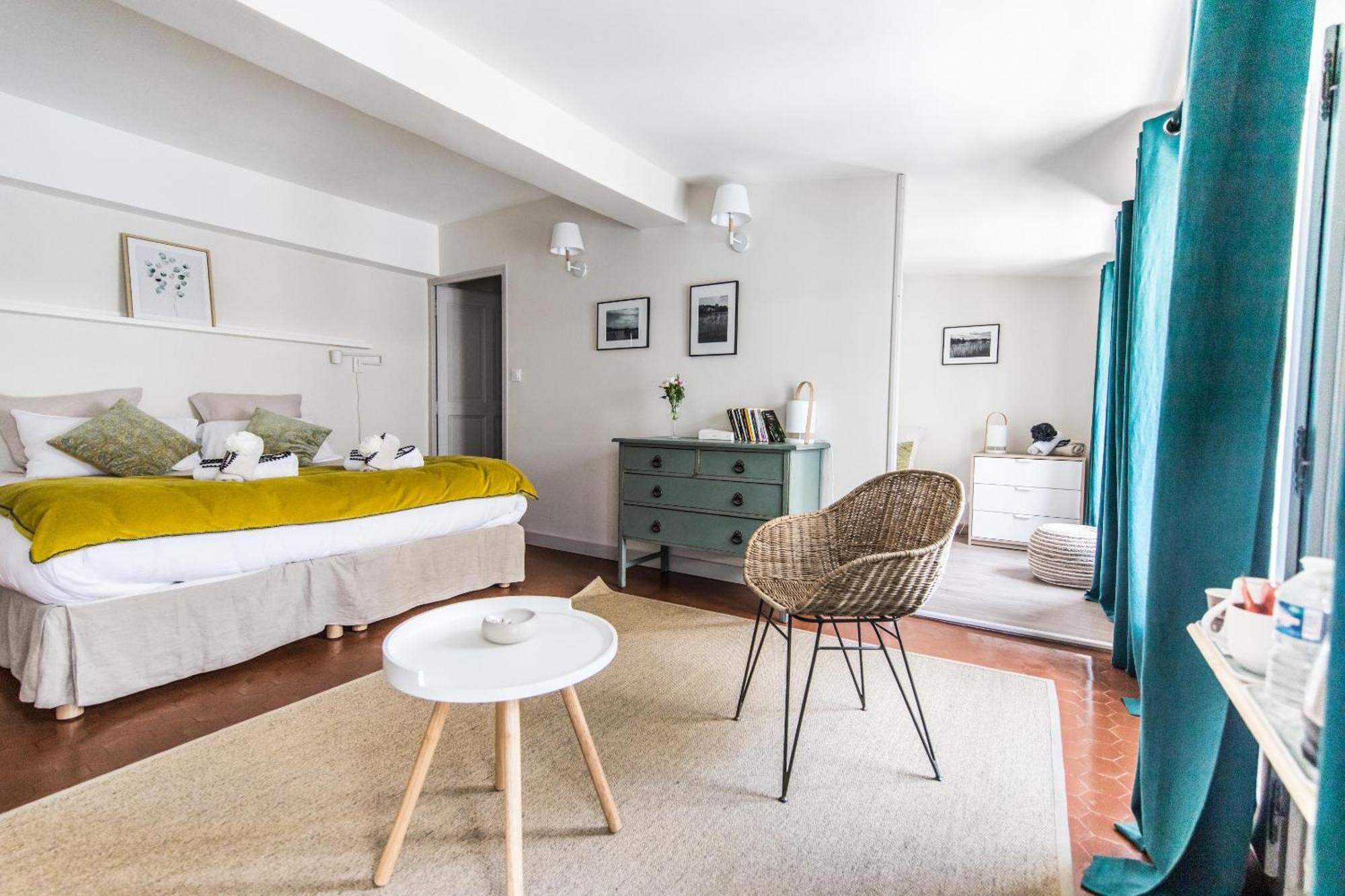 Boutique Hotel - La Demoiselle Avignon Szoba fotó